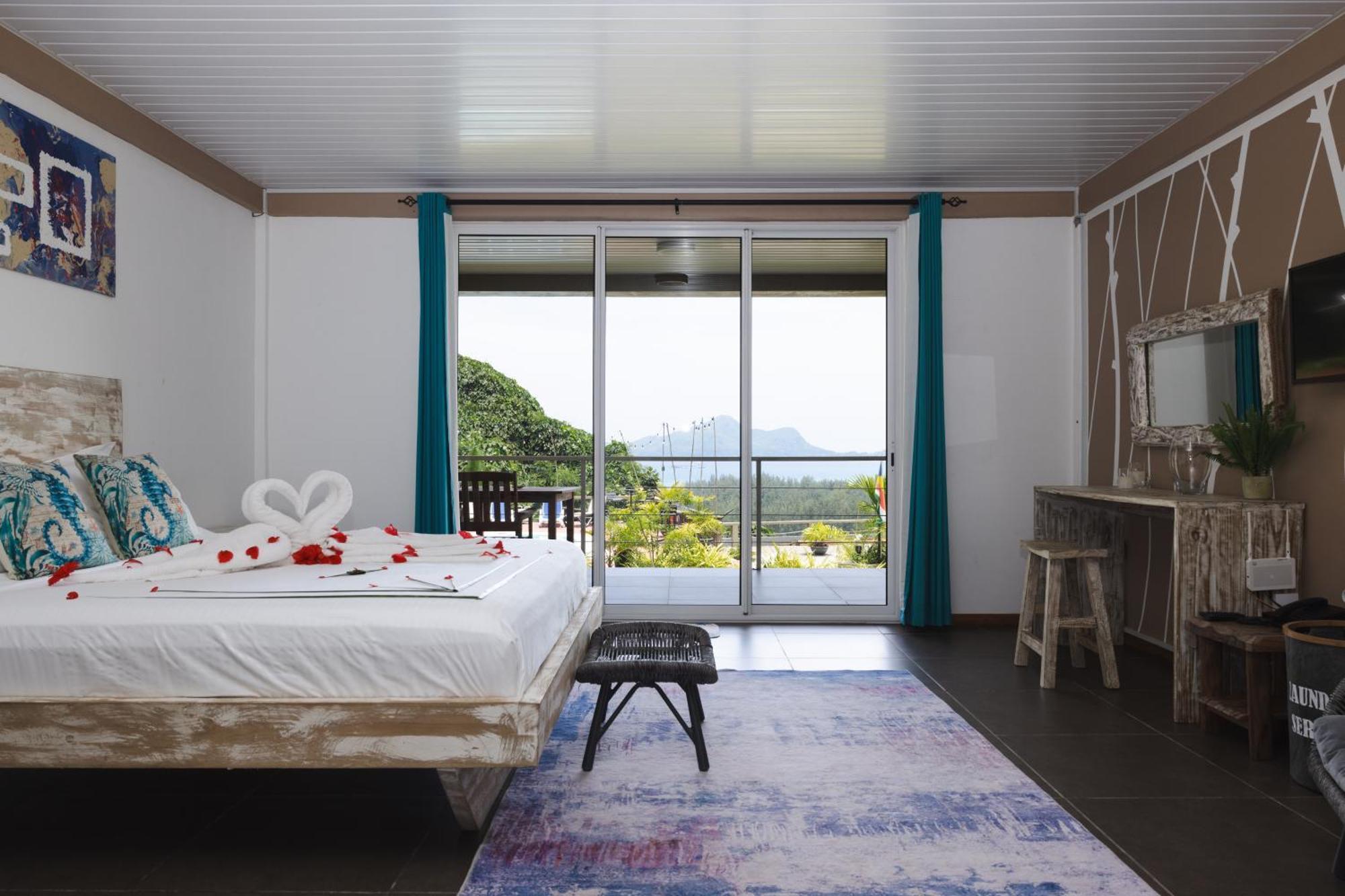 Auguste Holiday Residence Anse Etoile Exterior photo