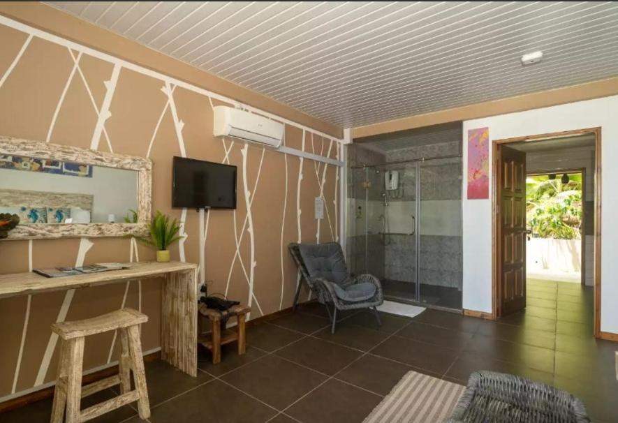 Auguste Holiday Residence Anse Etoile Exterior photo