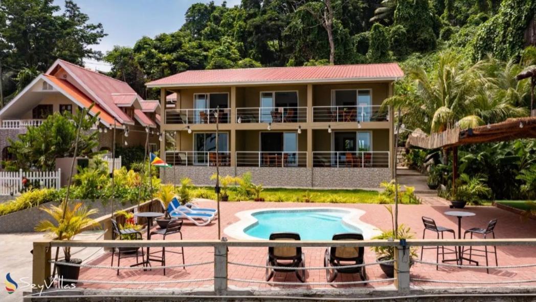 Auguste Holiday Residence Anse Etoile Exterior photo