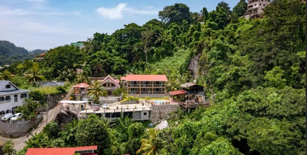 Auguste Holiday Residence Anse Etoile Exterior photo